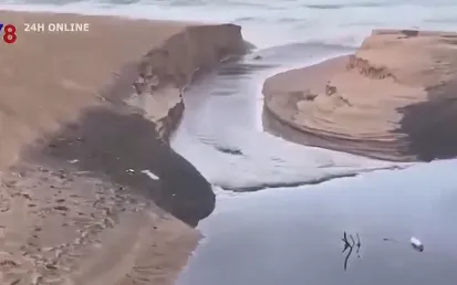 Phú Yên: Kiểm tra nguồn nước có mùi hôi chảy trực tiếp ra biển Tuy Hòa