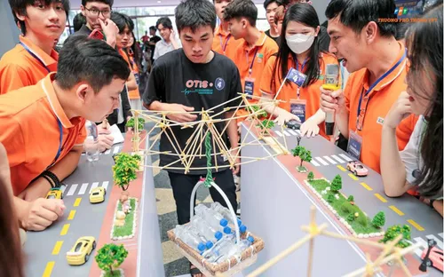 Chú trọng đào tạo CNTT từ cấp phổ thông giúp học sinh thỏa sức sáng tạo