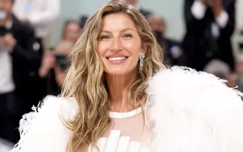 Gisele Bundchen ngày càng hạnh phúc hậu ly hôn
