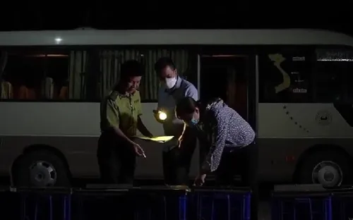 Trắng đêm cứu hộ động vật hoang dã