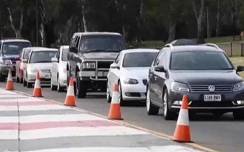 Australia khuyến nghị giảm sử dụng xe cá nhân