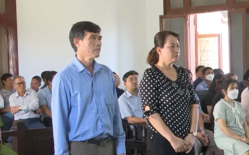 Phú Yên: Xét xử vụ ký khống sổ lên lớp thực hành lái xe