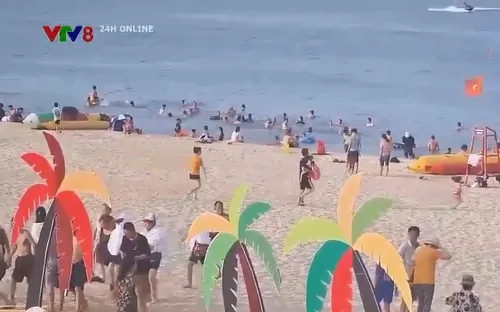 Cảnh báo tình trạng đuối nước tại các bãi biển ở Quảng Bình