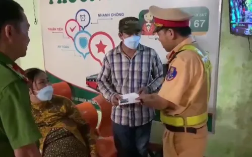 Hỗ trợ gia đình sản phụ bị nhà xe bỏ giữa đường