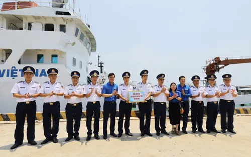 Thanh niên Khánh Hòa với hành trình "Vì biển, đảo quê hương"