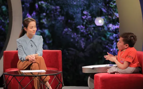 Trạm yêu thương: Chàng trai xương thuỷ tinh và mối tình đẹp như cổ tích