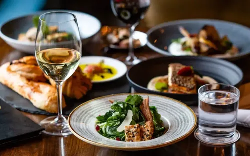 Tại sao dù nhịn ăn vẫn không thể giảm cân?