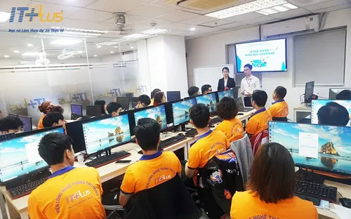 Viện công nghệ thông tin và truyền thông ITPlus tuyển sinh chuyên ngành "Digital Marketing"