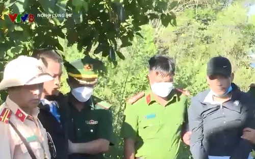 Bắt đối tượng vận chuyển 8.000 viên ma tuý tổng hợp