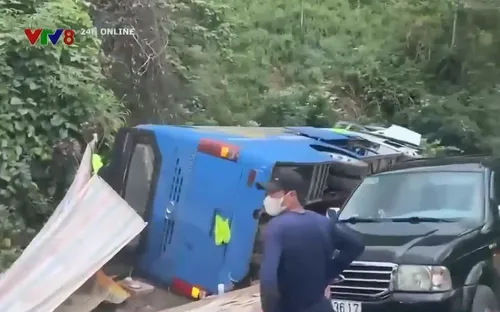 Tai nạn trên đèo Vi Ô Lắc, 1 người tử vong