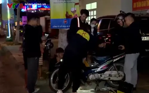 Việc tử tế của đội cứu hộ xe Ninh Thuận