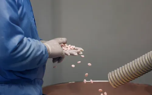 Thành công chiết xuất tiền chất làm thuốc giảm đau từ phế phẩm công nghiệp làm giấy