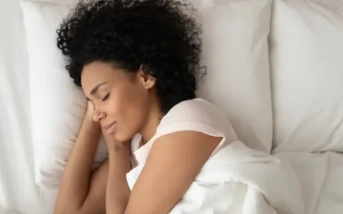 7 cách giúp bạn đi ngủ sớm hơn