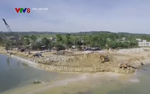 Quảng Ngãi: Khắc phục sạt lở bờ sông, bờ biển