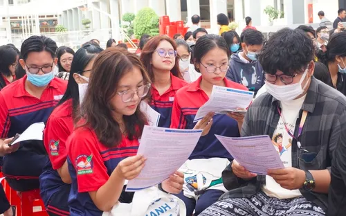 Các trường THPT đẩy mạnh tư vấn môn học tự chọn cho học sinh lớp 10