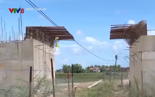 Quảng Bình: Đường cứu hộ, cứu nạn dang dở gây khó khăn cho người dân