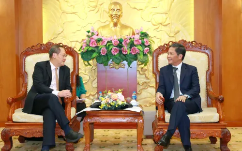 Thúc đẩy hợp tác Việt Nam - Singapore