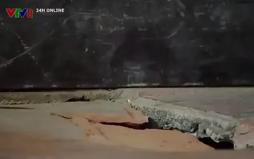 Chậm bồi thường cho các hộ dân bị nứt nhà do thi công cao tốc