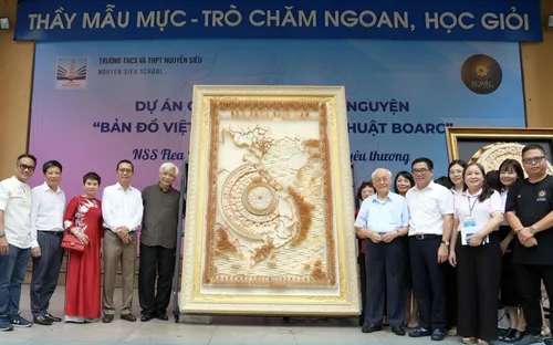 Thiết lập kỉ lục thế giới Bản đồ Việt Nam bằng nghệ thuật Boarc