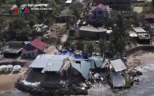 Miền Trung ứng phó với thiên tai bất thường