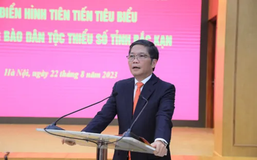 Tiếp tục phát huy vai trò của người có uy tín