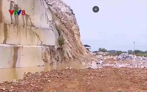 Một học sinh đuối nước thương tâm trong mỏ khai thác đá