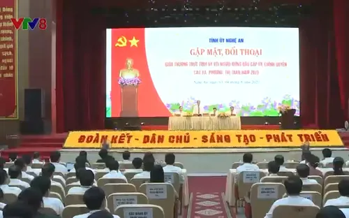 Tỉnh ủy Nghệ An đối thoại với lãnh đạo địa phương