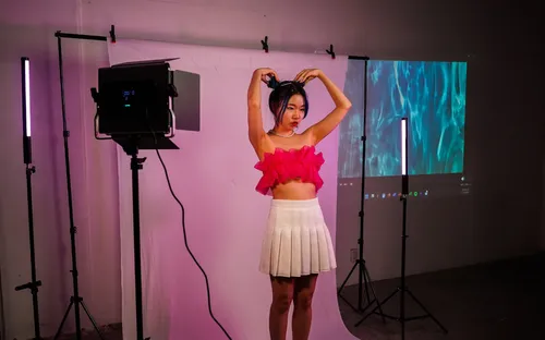 Sức mạnh của làn sóng Hàn Quốc: “Con ghẻ quốc dân, con cưng quốc tế”