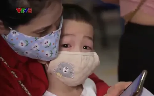 Bệnh đau mắt đỏ bùng phát tại nhiều địa phương