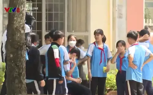 Hỗ trợ học sinh đồng bào thiểu số tham gia bảo hiểm y tế