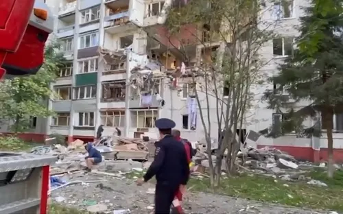 Nổ khí gas tòa nhà chung cư ở Nga, 5 người thiệt mạng