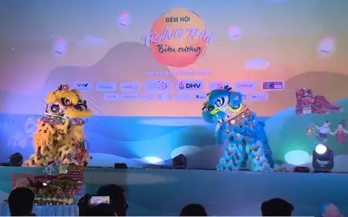 Đêm hội "Trăng Thu biên cương": Đón Trung thu nơi đảo xa