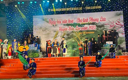 Chợ tình "Phong lưu" - phiên chợ nhớ thương nơi vùng cao Bảo Lạc