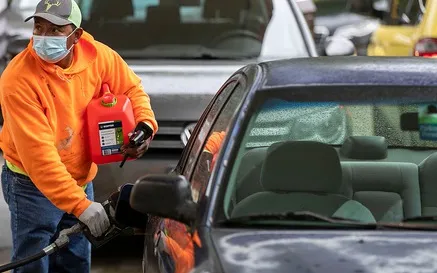 Giá xăng tại Mỹ có thể tiếp tục giảm trong năm 2024