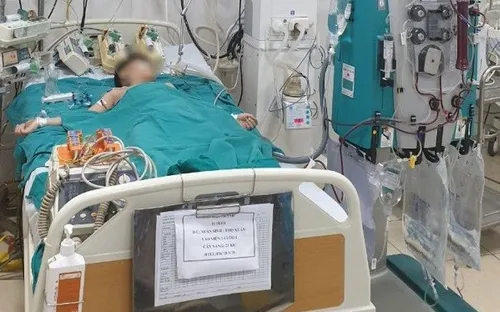 2 cháu bé nghi ngộ độc sau khi ăn bim bim "lạ" sẽ phải điều trị lâu dài