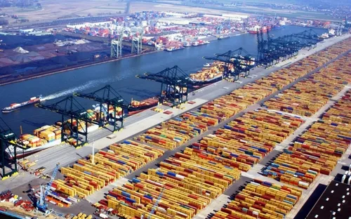 Cảnh giác tránh bị lừa xuất khẩu xăng dầu sang Hà Lan