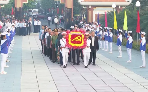 Phú Yên: Viếng nghĩa trang Liệt sĩ nhân dịp Tết Giáp Thìn 2024