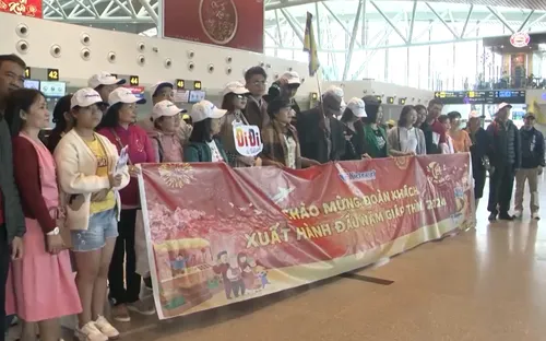 Nhiều gia đình Việt chọn du Xuân nước ngoài