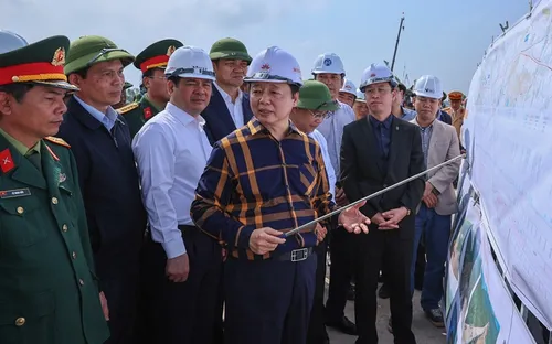 Hoàn thành đúng tiến độ các dự án giao thông và năng lượng trọng điểm