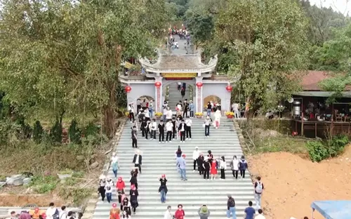 Hà Tĩnh: Du lịch tâm linh khởi sắc đầu năm