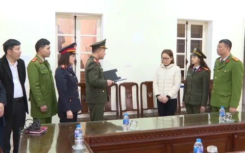 Đấu tranh, ngăn chặn tham nhũng tiêu cực về đất đai