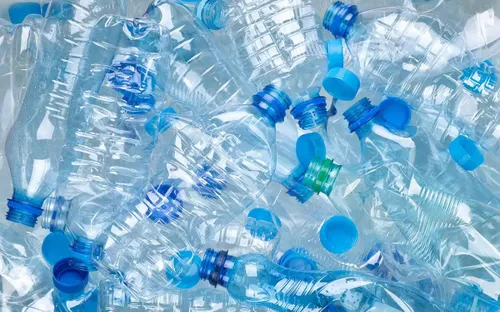 Báo động 16.000 hóa chất độc hại trong các sản phẩm nhựa