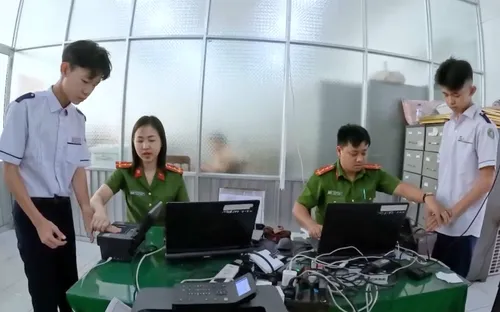 Tăng tốc làm căn cước công dân cho học sinh