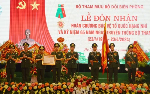 Bộ Tham mưu Bộ đội Biên phòng đón nhận Huân chương Bảo vệ Tổ quốc hạng Nhì