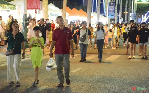 Khai trương tuyến phố đi bộ đầu tiên tại thành phố Phan Rang - Tháp Chàm - Ninh Thuận