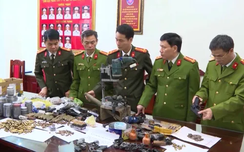 Liên tiếp triệt phá nhiều vụ mua bán súng, vũ khí