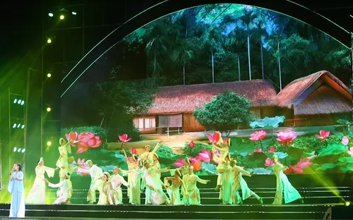 Bế mạc Lễ hội Làng Sen năm 2024