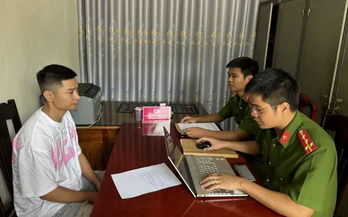 Vào nhóm kín rao bán súng, đạn, lừa “dân chơi hàng nóng” hơn 500 triệu đồng