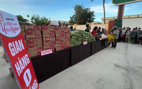 Ý nghĩa "Gian hàng 0 đồng" ở đảo Bé, Quảng Ngãi