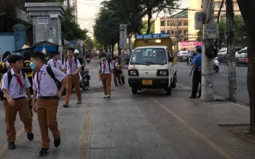 Bộ GTVT yêu cầu xử lý nghiêm xe đưa đón học sinh vi phạm